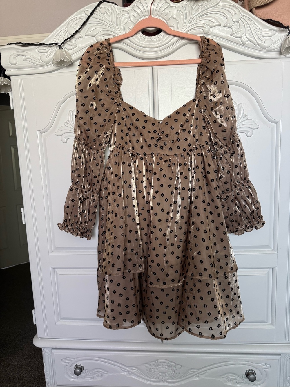 Women’s mid dress